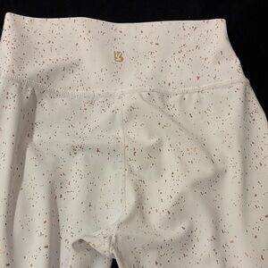 Buffbunny White and Gold Speckled Leggings